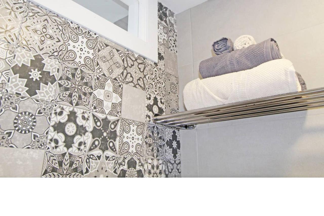 Apartamento Muy Centrico 5 Minutos Playa Alicante Luaran gambar