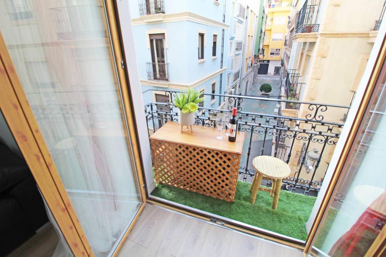 Apartamento Muy Centrico 5 Minutos Playa Alicante Luaran gambar